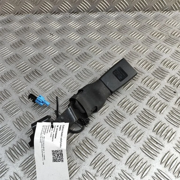 Aizmugurējās drošības jostas sprādze A2138600469