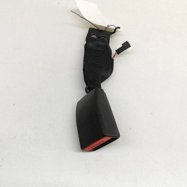 Zapięcie pasa tylne – BMW Seria 4 F32 F33 (2013-2020)