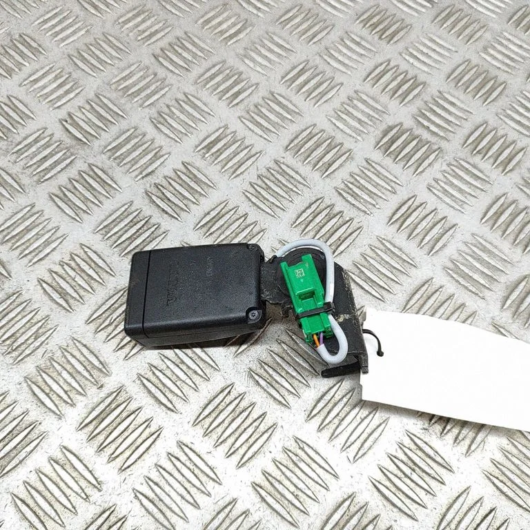 Aizmugurējās drošības jostas sprādze 31462761