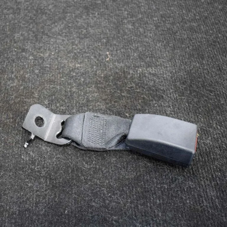 Rear seatbelt buckle – BMW 2 Series F22 F23 (2013-2017)