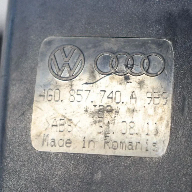Aizmugurējās drošības jostas sprādze – Audi A6 S6 C7 4G (2011-2018)