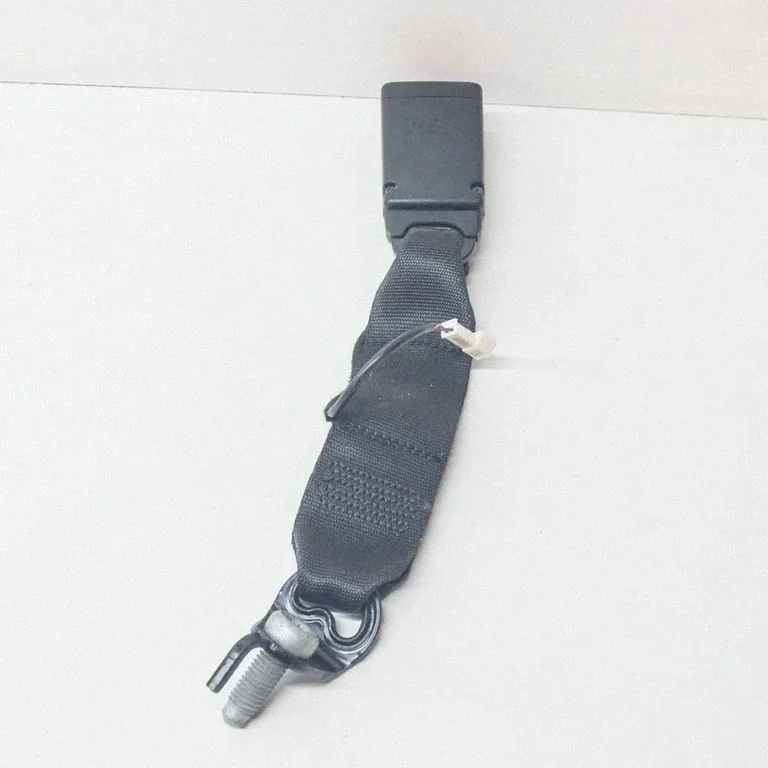Keskmise turvavöö pannal (tagumine) 640784900C