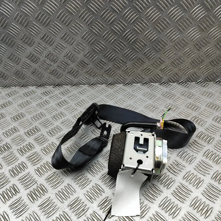 Aizmugurējā drošības josta 571857805A