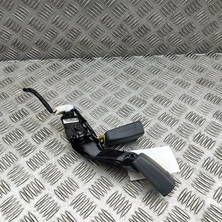 Zapięcie pasa środkowe (tylne) 898A0EV000