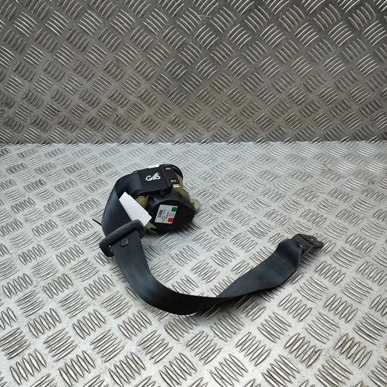 Aizmugurējā drošības josta P39836042
