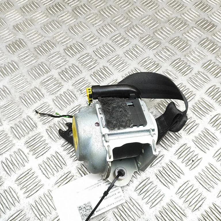 Aizmugurējā drošības josta 8W6857806G