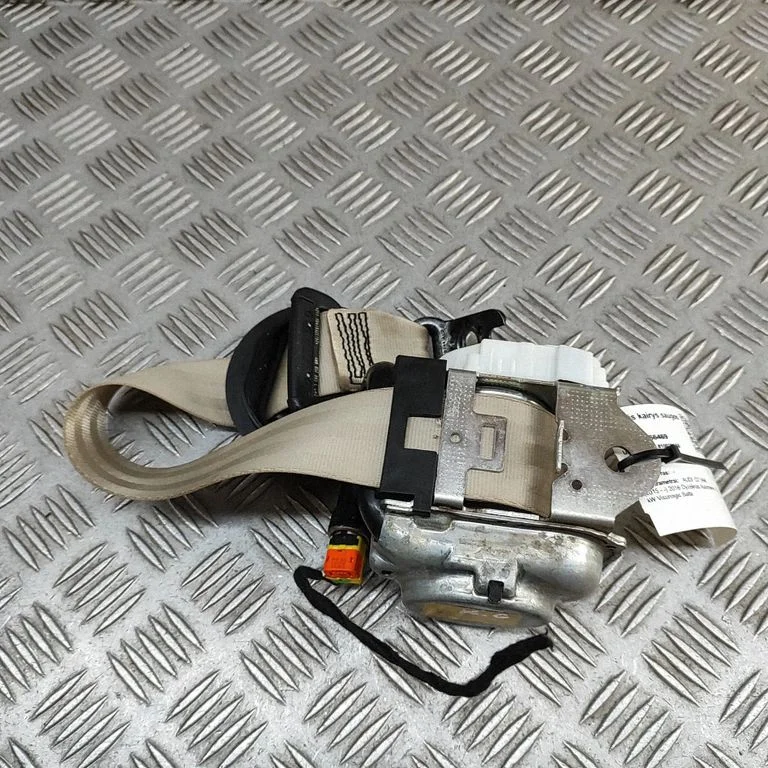 Tagumine turvavöö 4M0857805E – Audi Q7 4M (2015-)