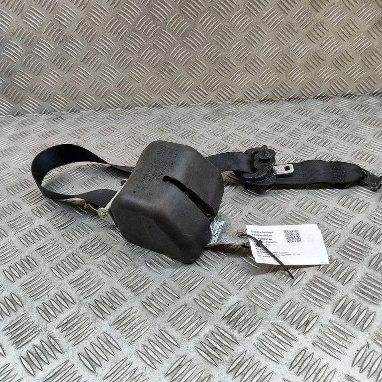 Aizmugurējā drošības josta 34228830