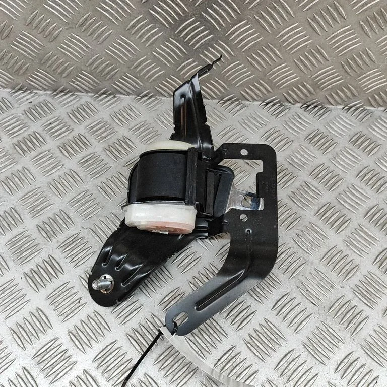 Aizmugurējā drošības josta TDY15773034