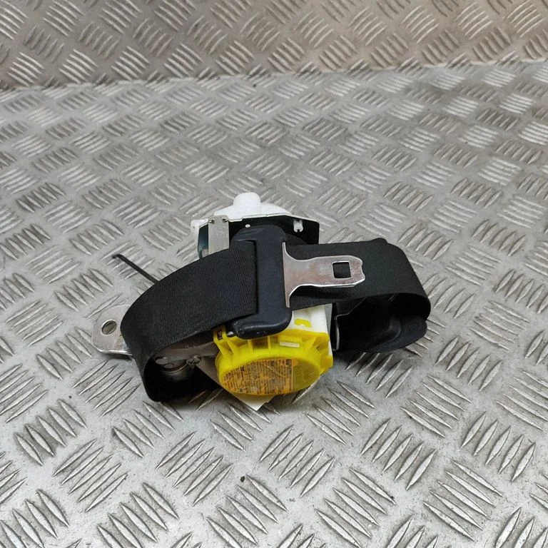 Rear seatbelt 7336048180