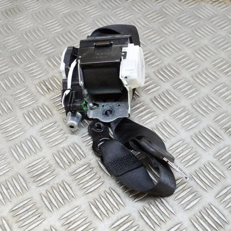 Aizmugurējā drošības josta 7350987