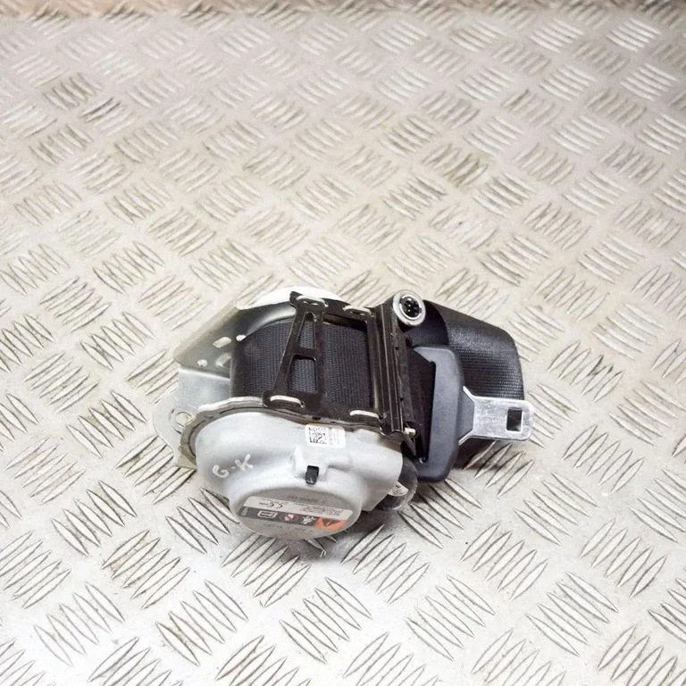 Aizmugurējā drošības josta 7469997