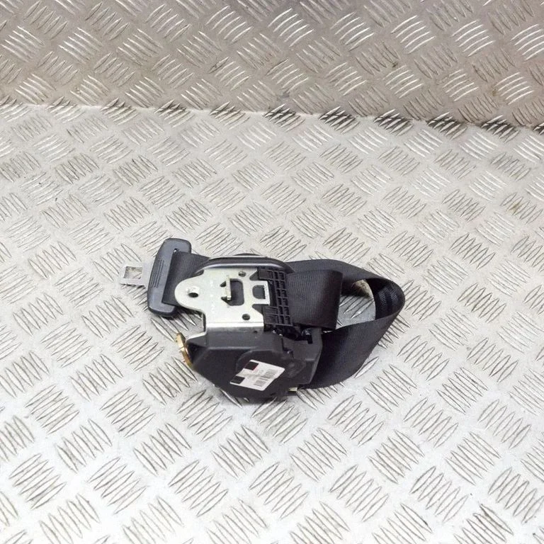 Rear seatbelt 600682000