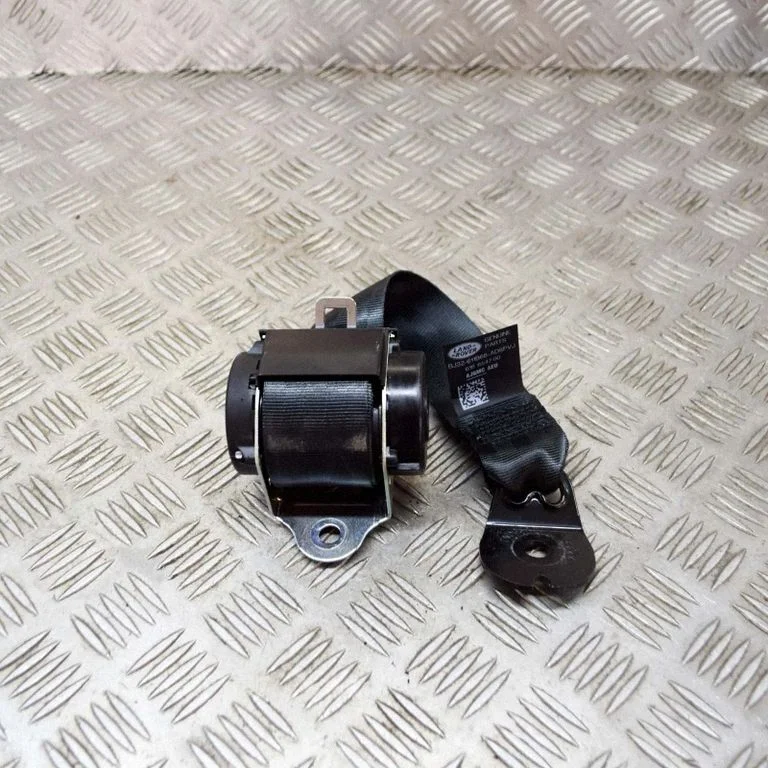 Aizmugurējā drošības josta BJ32611B68AD8PVJ