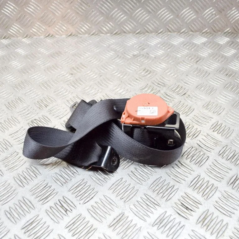 Aizmugurējā drošības josta 1055396