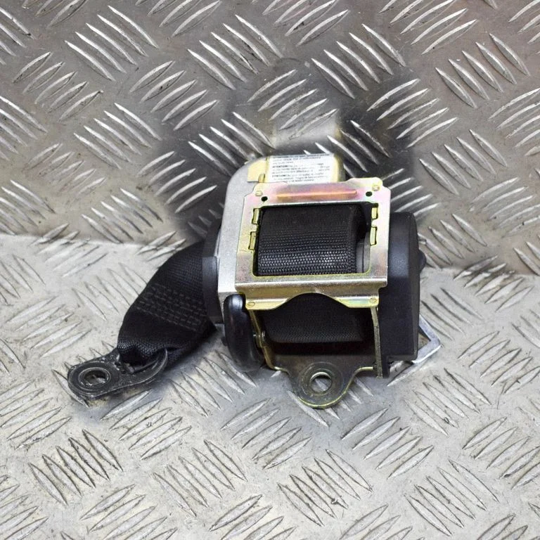 Aizmugurējā drošības josta A1688602385