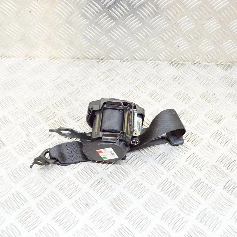 Tagumine turvavöö 7429999