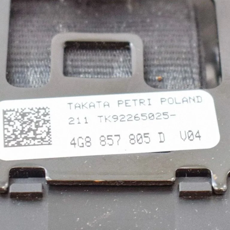 Aizmugurējā drošības josta 4G8857805D
