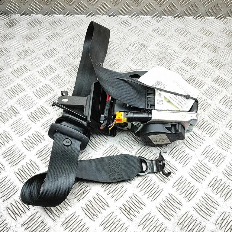 Priekšējā drošības josta 31675952