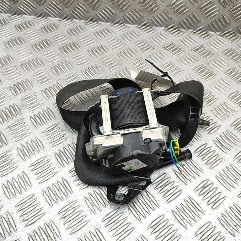 Priekšējā drošības josta GX73611B08CD
