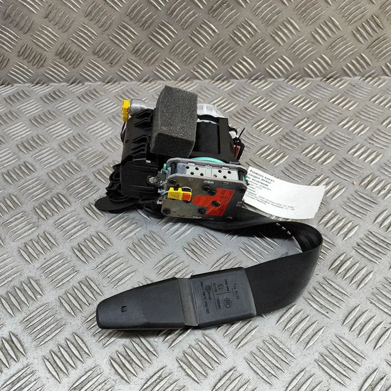 Front seatbelt 4G8857705F
