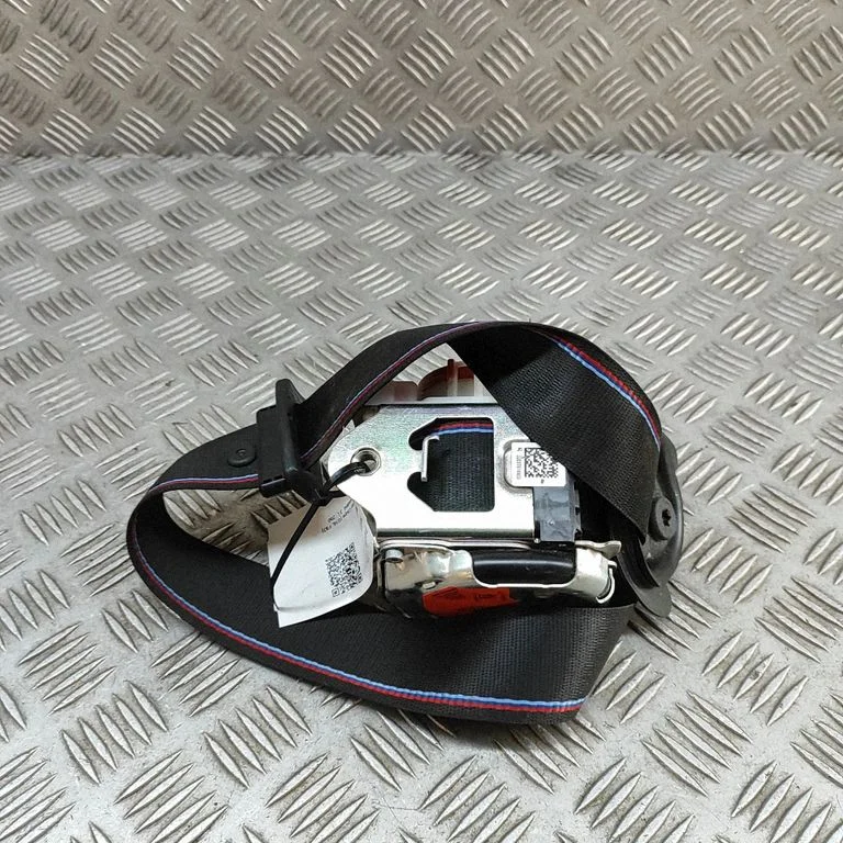 Priekšējā drošības josta 8076144