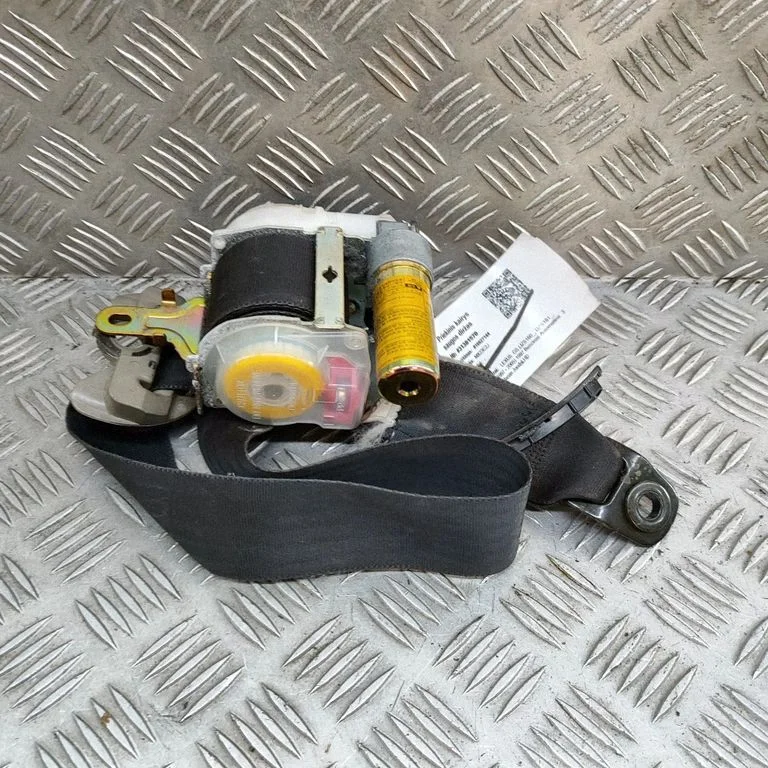 Eesmine turvavöö 7322030760C2 – Lexus GS 300 400 430 (1991-2005)