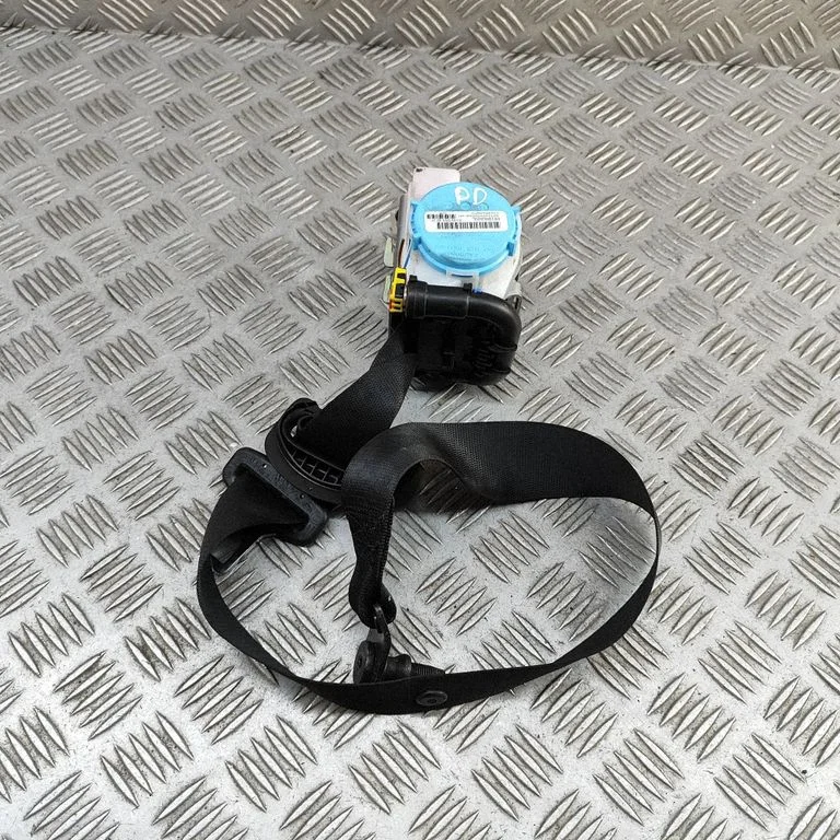 Front seatbelt – Mercedes-Benz A-Class W176 (2012-2018)