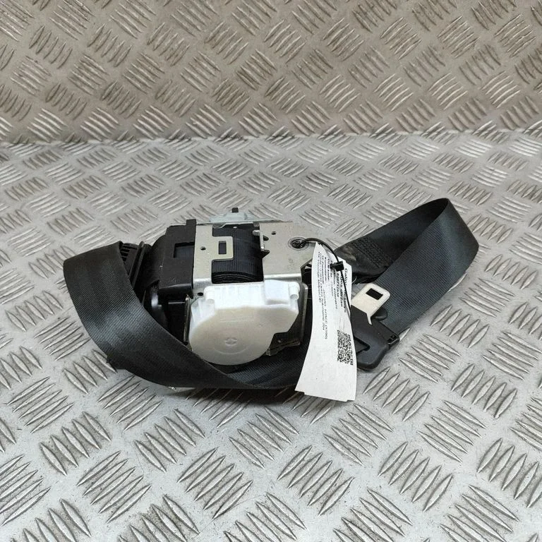 Priekšējā drošības josta J9D3611B08AC8PVJ