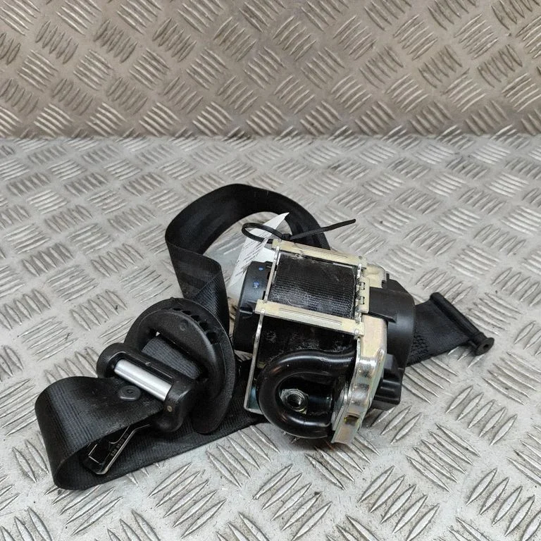 Priekšējā drošības josta HK83611B08CD