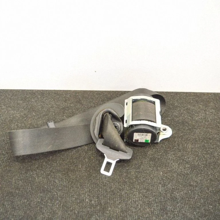 Front seatbelt – BMW 5 Series F10 F11 (2009-2016)