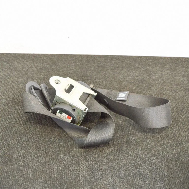 Front seatbelt – BMW 5 Series F10 F11 (2009-2016)