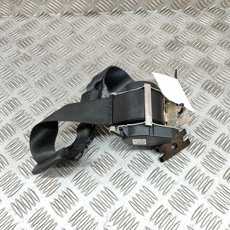 Vidējā drošības josta (aizmugurē) 670017440