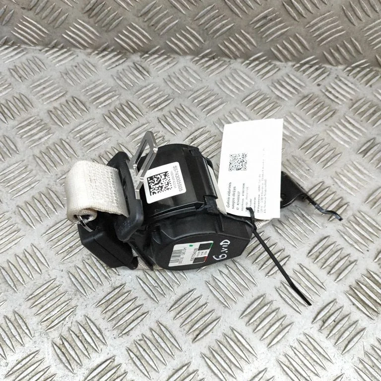 Vidējā drošības josta (aizmugurē) 7430055