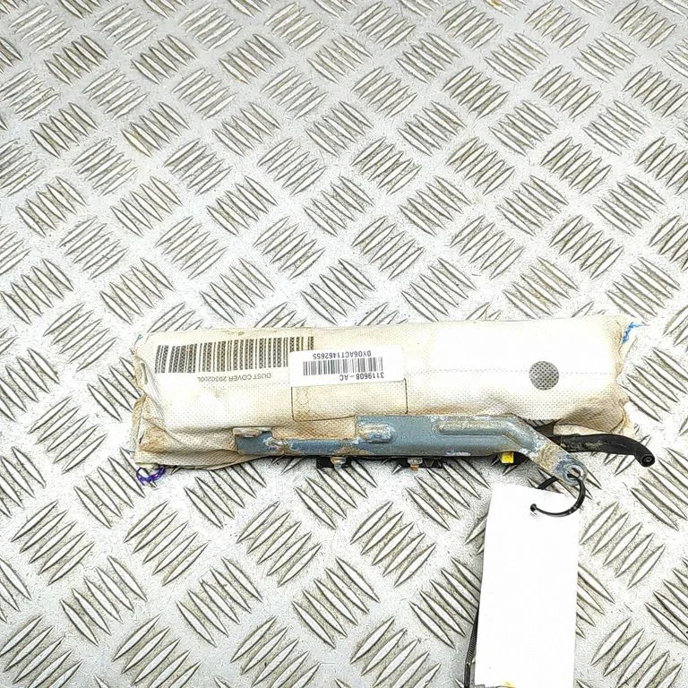 Istme turvapadi 83A880241J