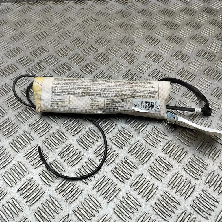 Sēdekļa drošības spilvens 5L0880242B