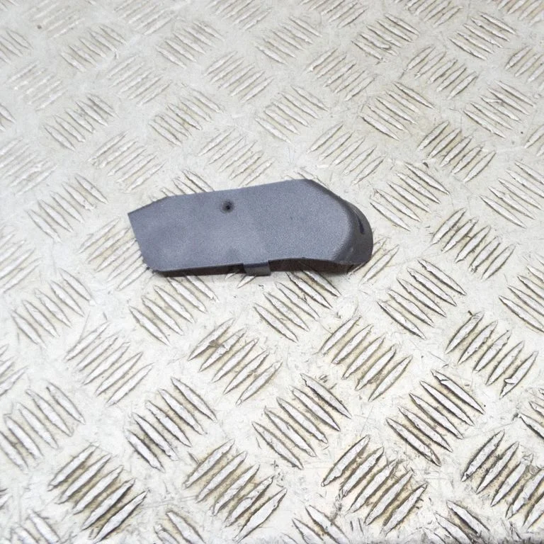 Muu pagasiruumi viimistluse osa 164598400A