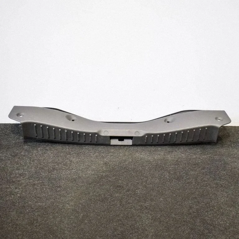 Trunk/boot sill cover protection – Ford Focus (2010-2017)