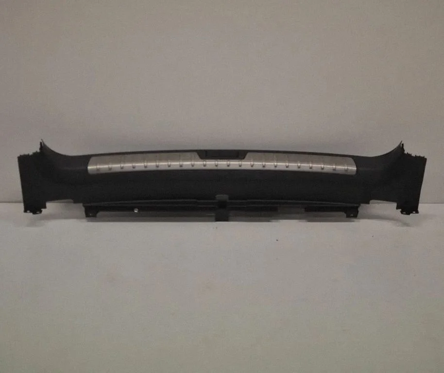 Pagasiruumi läve kaitseviimistlus – BMW X6 E71 (2008-2014)