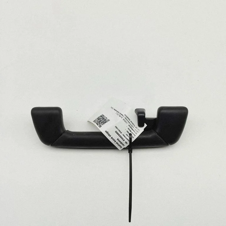 Rear interior roof grab handle 7461030360C0