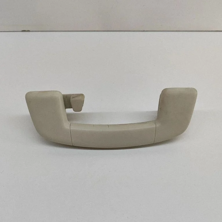 Tagumine lae käepide – Volkswagen Passat CC (2008-2016)