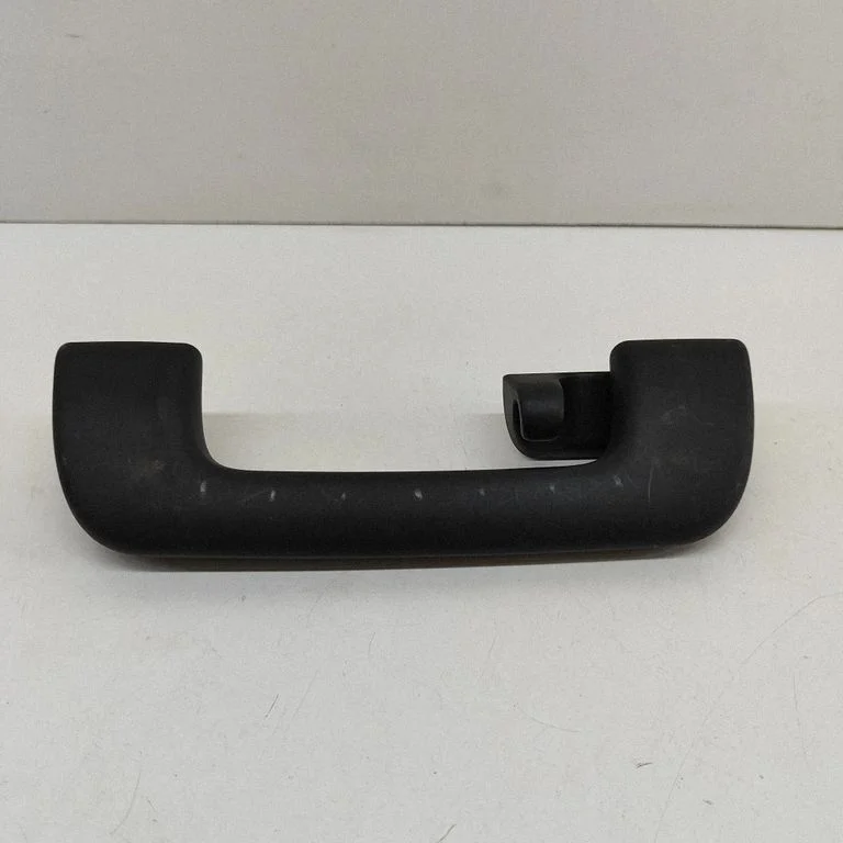 Tagumine lae käepide 8K0857607B – Audi A7 S7 4G (2011-2017)