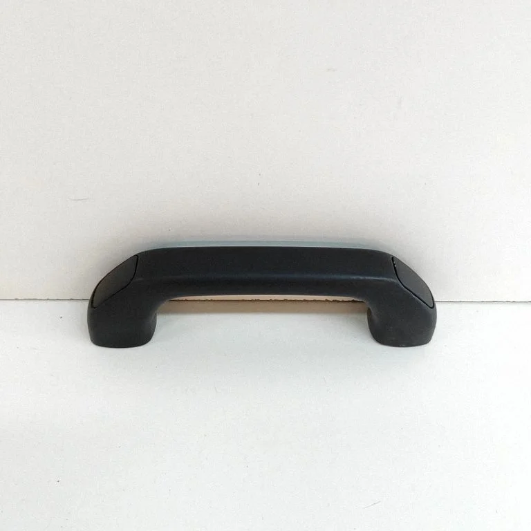 Rear interior roof grab handle 7461060060