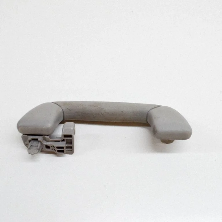 Tagumine lae käepide 7461048080B0
