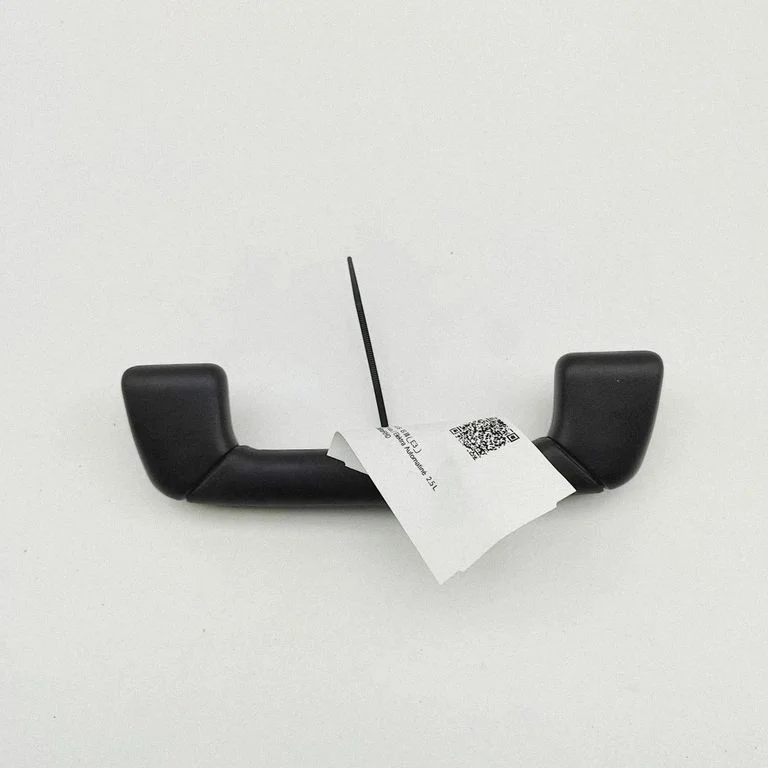 Front interior roof grab handle 7461030340C0