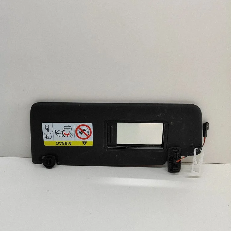 Päikesesirm 5G0857628B