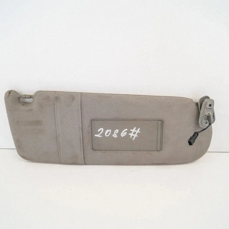 Saulessargs 4D0857552AA – Audi A8 S8 D2 4D (1994-2002)