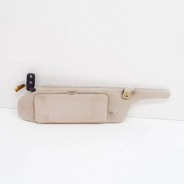 Sun visor – left