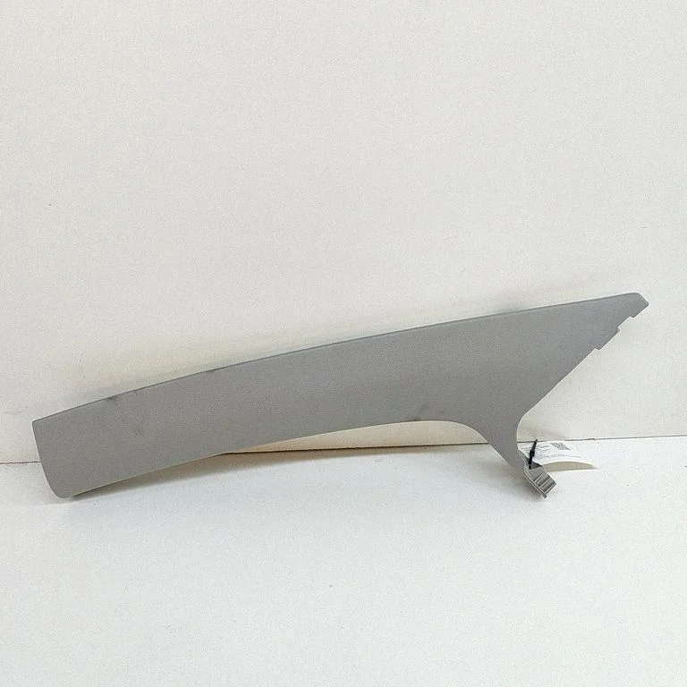(A) pillar trim – Tesla Model Y (2020-)