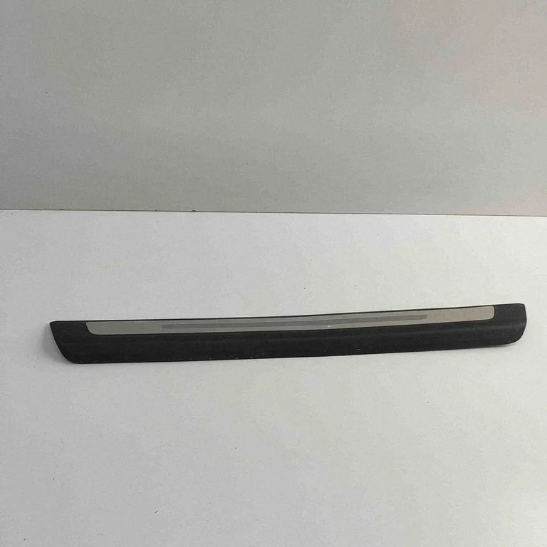(A) pillar trim – Audi RS Q3 (2013-2018)